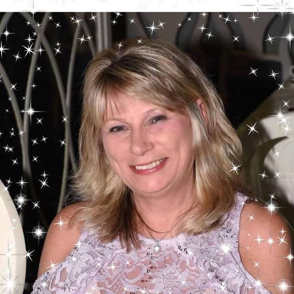 Meet your Posher, Shelia - Picture 1 of 1